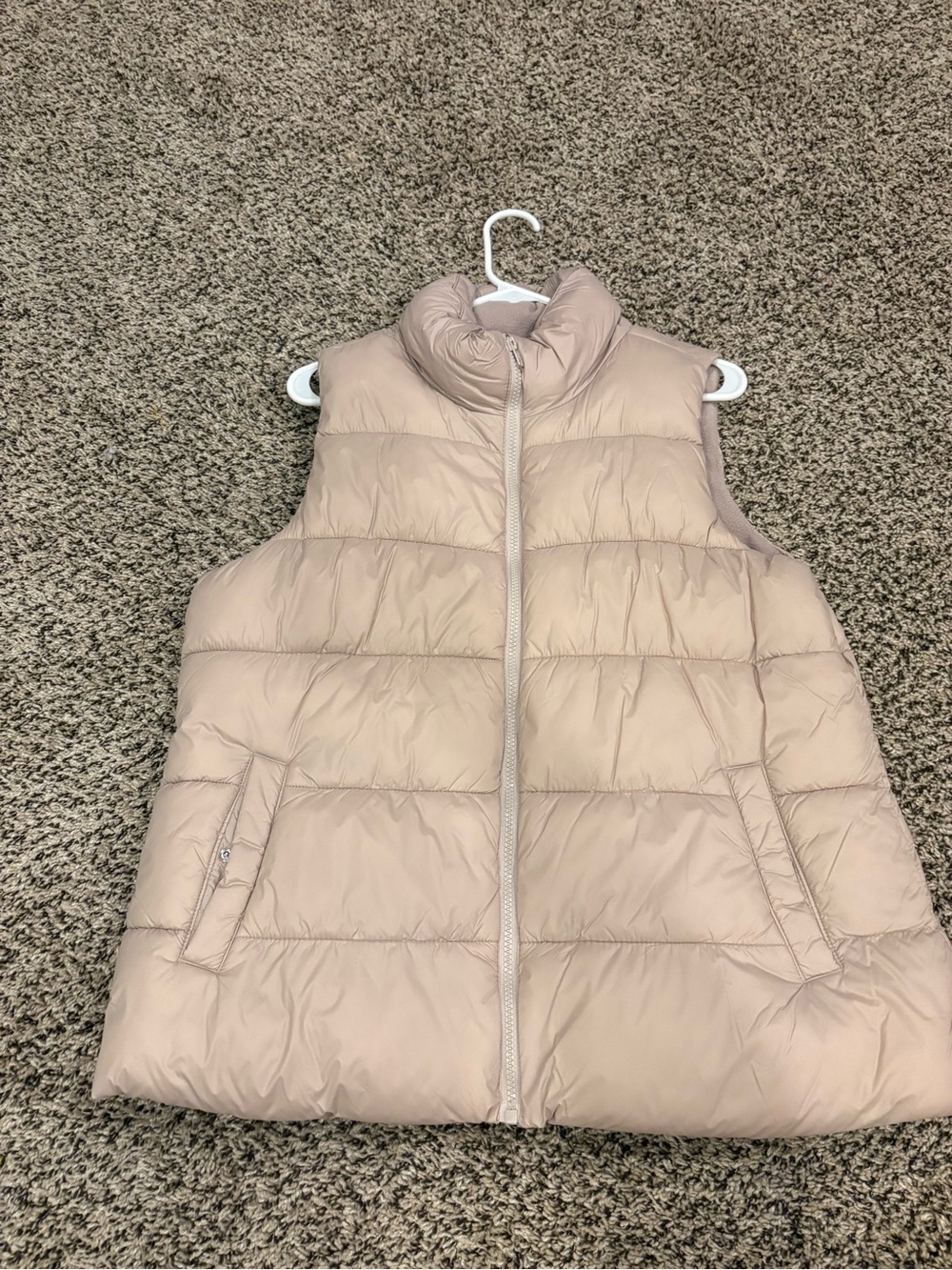 Old Navy Blush Quilted Puffer Vest